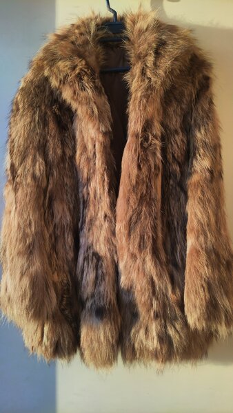 Vand haina de blana naturala, marimea 48.